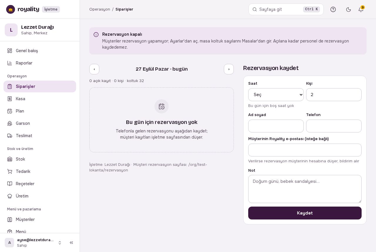 Rezervasyon defteri: günün listesi ve rezervasyon kaydetme formu